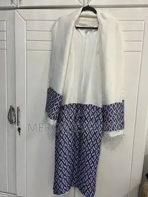 Saba Hager Libs/Traditional Dress