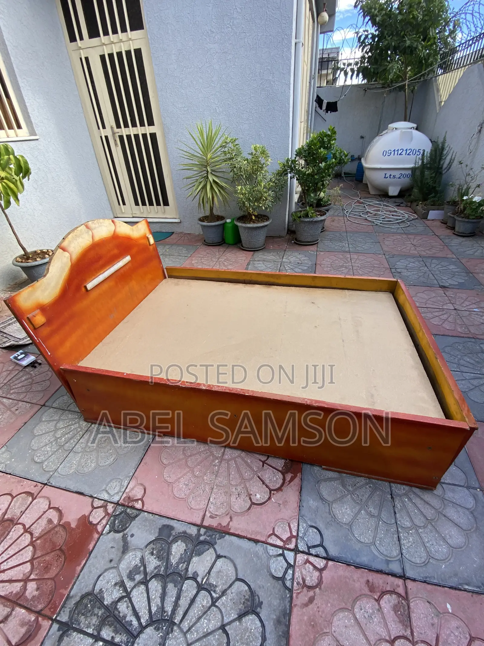 Brown Wood Bed 120x200