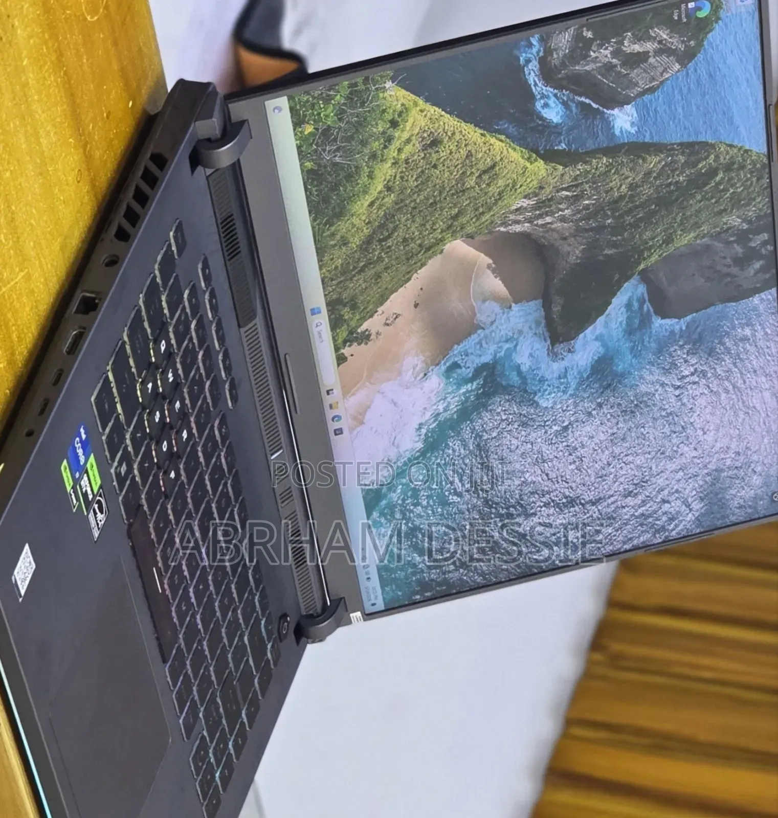 New Laptop Asus 16GB Intel Core i7 SSD 1T
