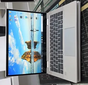 New Laptop HP EliteBook 830 G8 16GB Intel Core i5 SSD 512GB