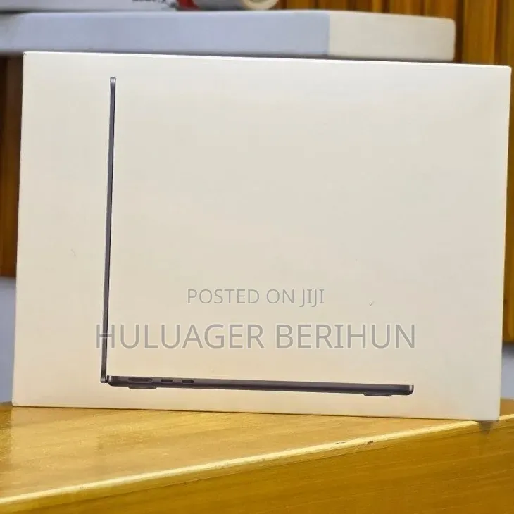 New Laptop Apple MacBook Air 2026 M5 16GB Apple M5 SSD 512GB