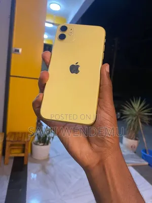 Apple iPhone 11 128 GB Yellow