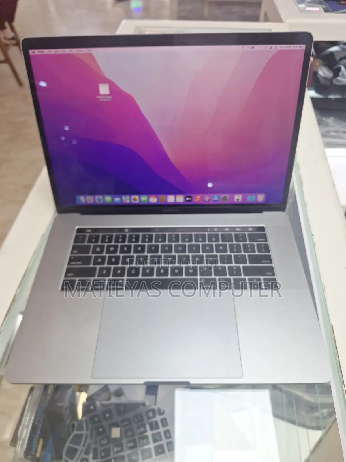 New Laptop Apple MacBook Pro 2016 16GB Intel Core i7 SSD 512GB