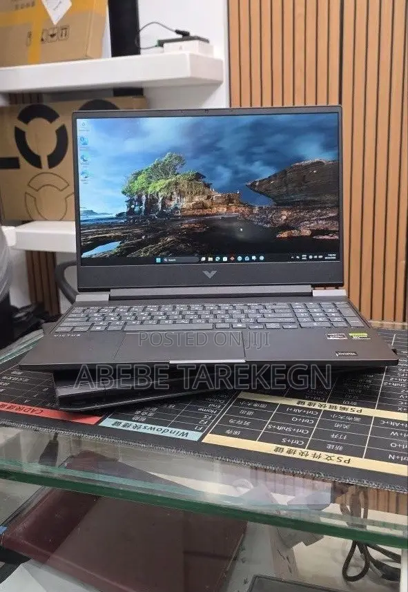 New Laptop HP Victus 16 16GB AMD Ryzen 7 SSD 512GB