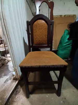 የሶፋ ወንበር ብዛት 8