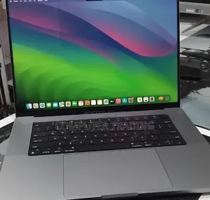 New Laptop Apple MacBook Pro 2021 M1 Max 32GB Intel Core i7 SSD 1T
