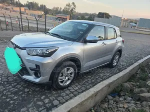 Toyota Raize 2022 Silver