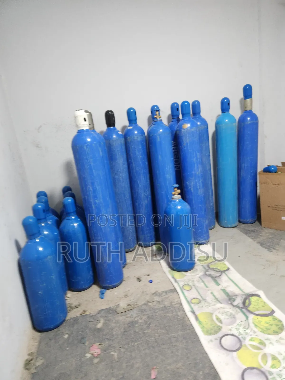Oxygen Cylinder垂釣oxygen Cylinder痲在oxygen Gas Cylinder建議oxygen Cylinder