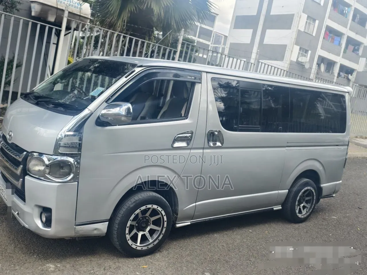 Toyota HiAce 2007 Silver