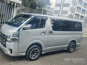 Toyota HiAce 2007 Silver