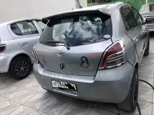 Toyota Yaris 1.0 VVT-i 2007 Silver