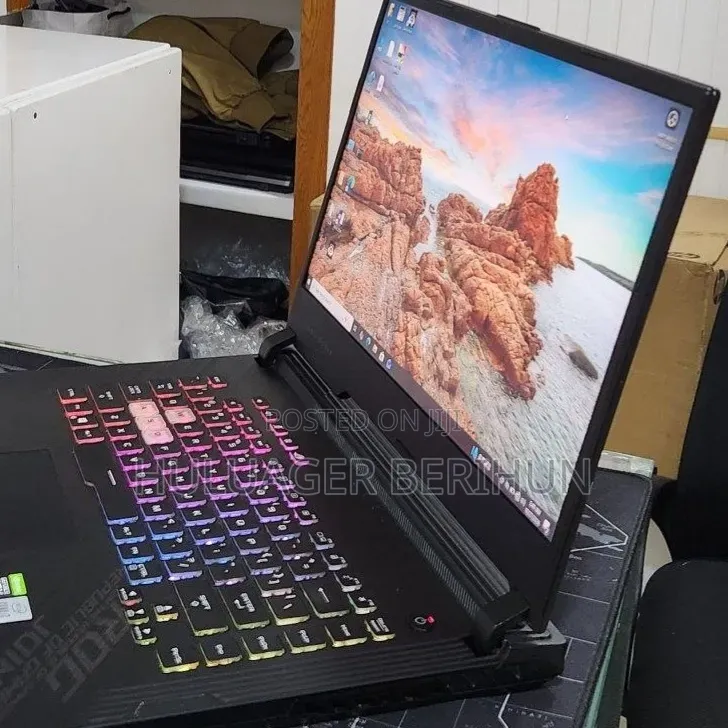 New Laptop Asus ROG Strix G15 16GB Intel Core i7 SSD 512GB