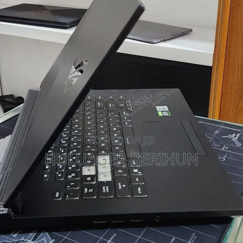 New Laptop Asus ROG Strix G15 16GB Intel Core i7 SSD 512GB