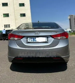 Hyundai Avante 2013 Gray