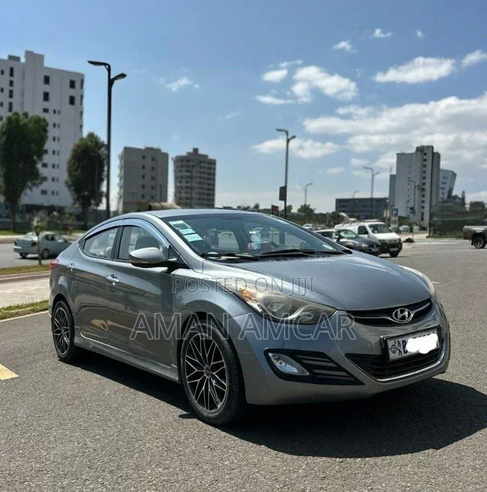 Hyundai Avante 2013 Gray