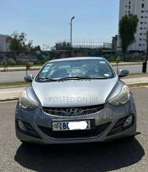 Hyundai Avante 2013 Gray
