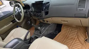 Toyota Fortuner 2013 Silver
