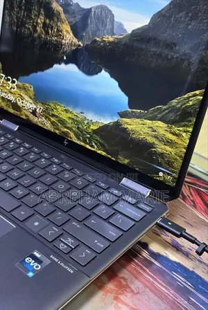 New Laptop HP Spectre 16GB Intel Core i7 SSD 1T