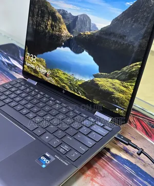 New Laptop HP Spectre 16GB Intel Core i7 SSD 1T