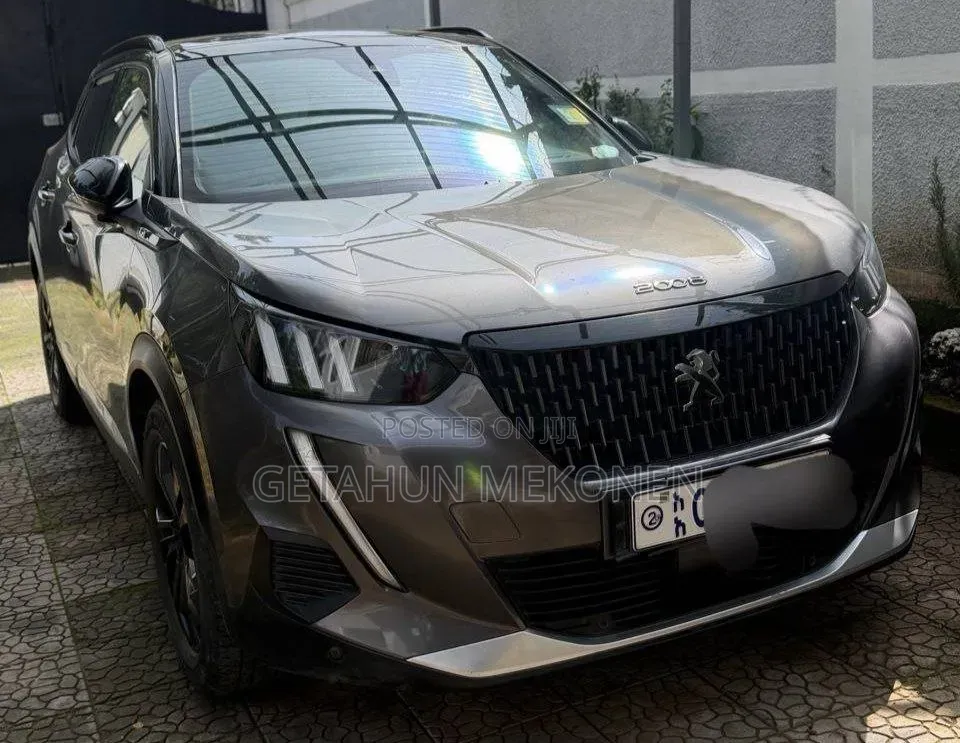 Peugeot 2008 2023 Gold
