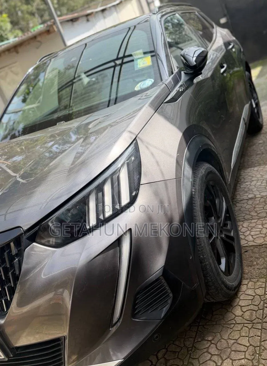 Peugeot 2008 2023 Gold