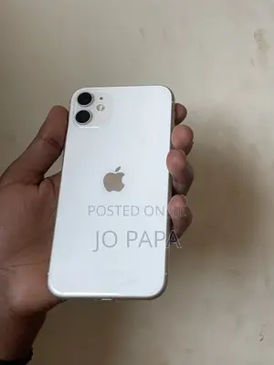 Apple iPhone 11 64 GB White