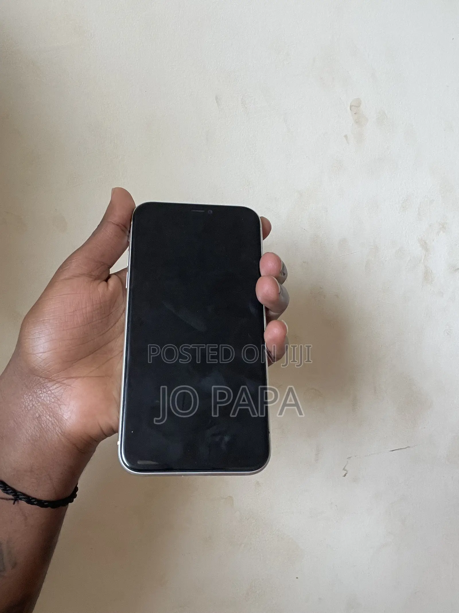 Apple iPhone 11 64 GB White