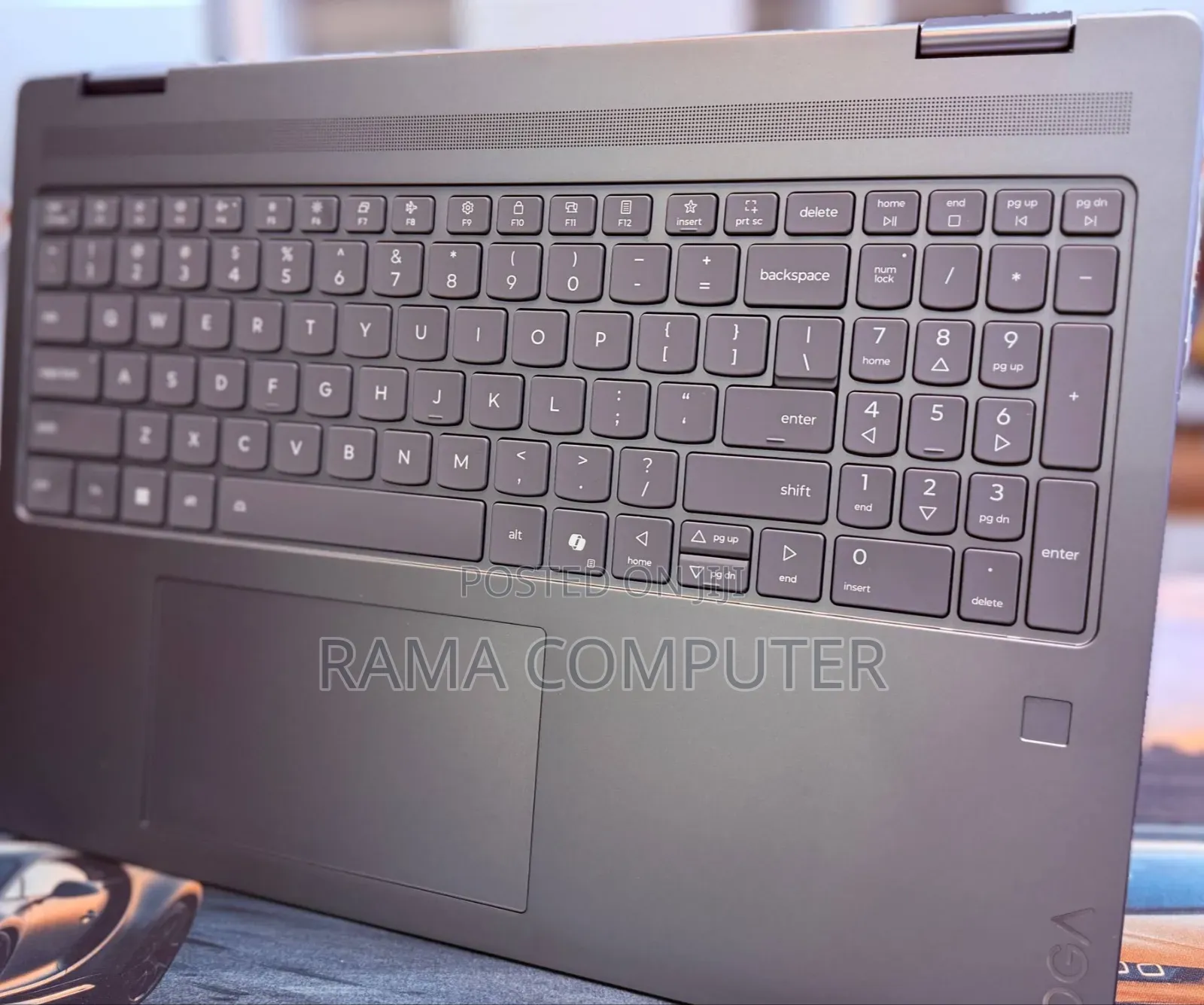 New Laptop Lenovo Yoga 7i 16GB Intel Core Ultra 7 SSD 1T