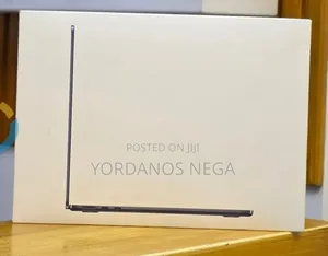 New Laptop Apple MacBook Air 2026 M5 16GB Apple M5 SSD 512GB