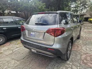 Suzuki Vitara 2021 Gray