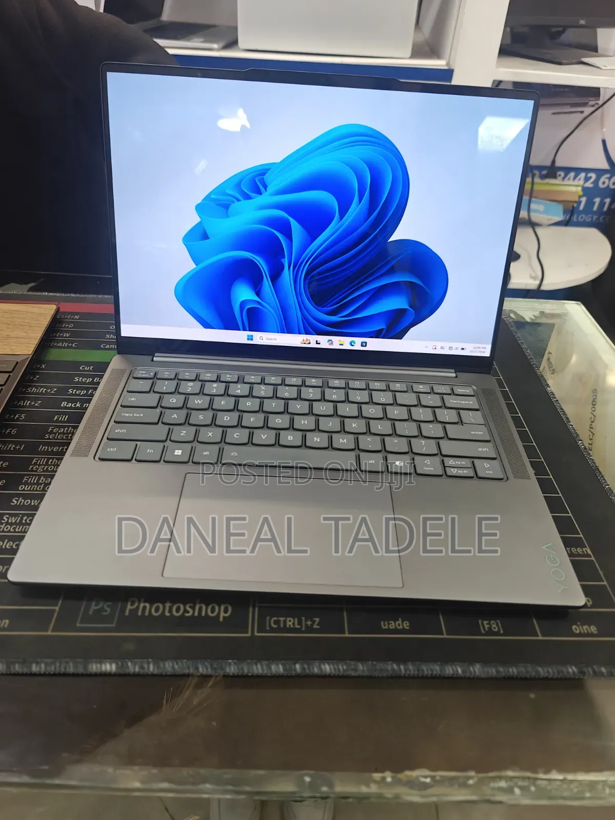 New Laptop Lenovo ThinkPad Yoga 16GB Intel Core Ultra 9 SSD 1T
