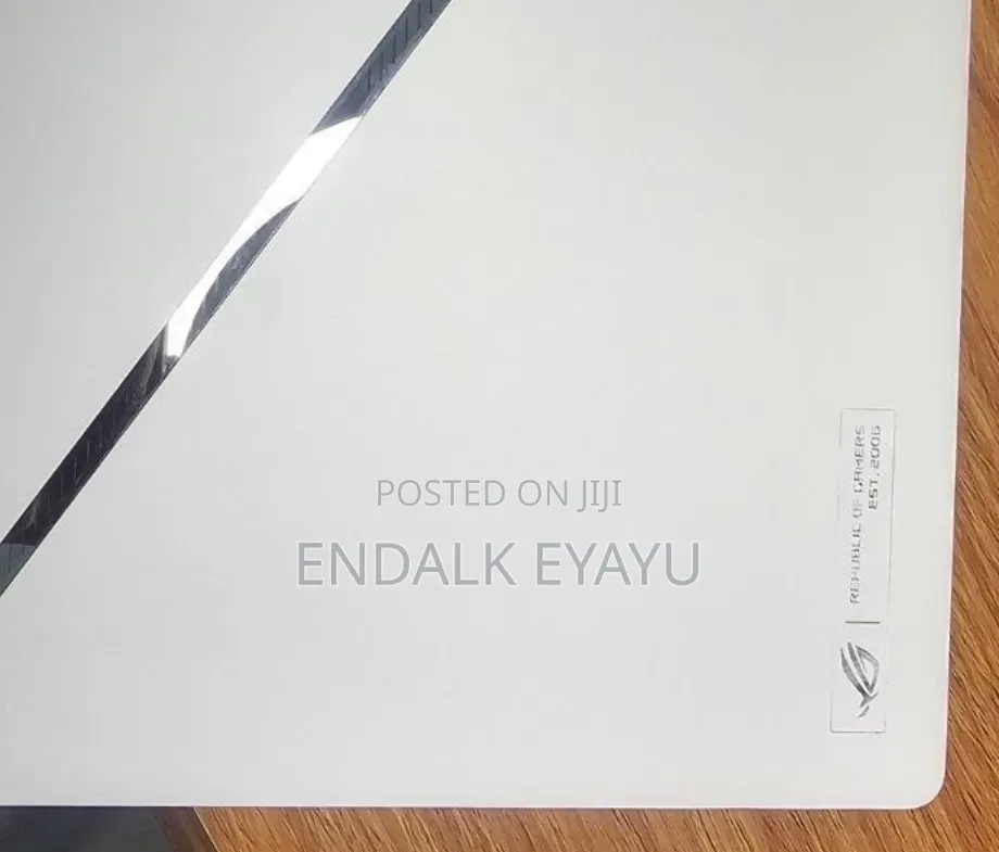 New Laptop Asus ROG Zephyrus G16 16GB AMD Ryzen 9 SSD 1T