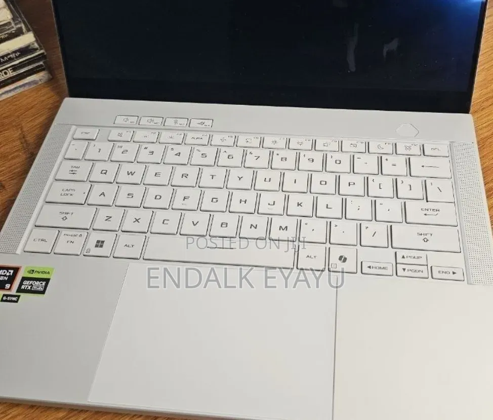 New Laptop Asus ROG Zephyrus G16 16GB AMD Ryzen 9 SSD 1T