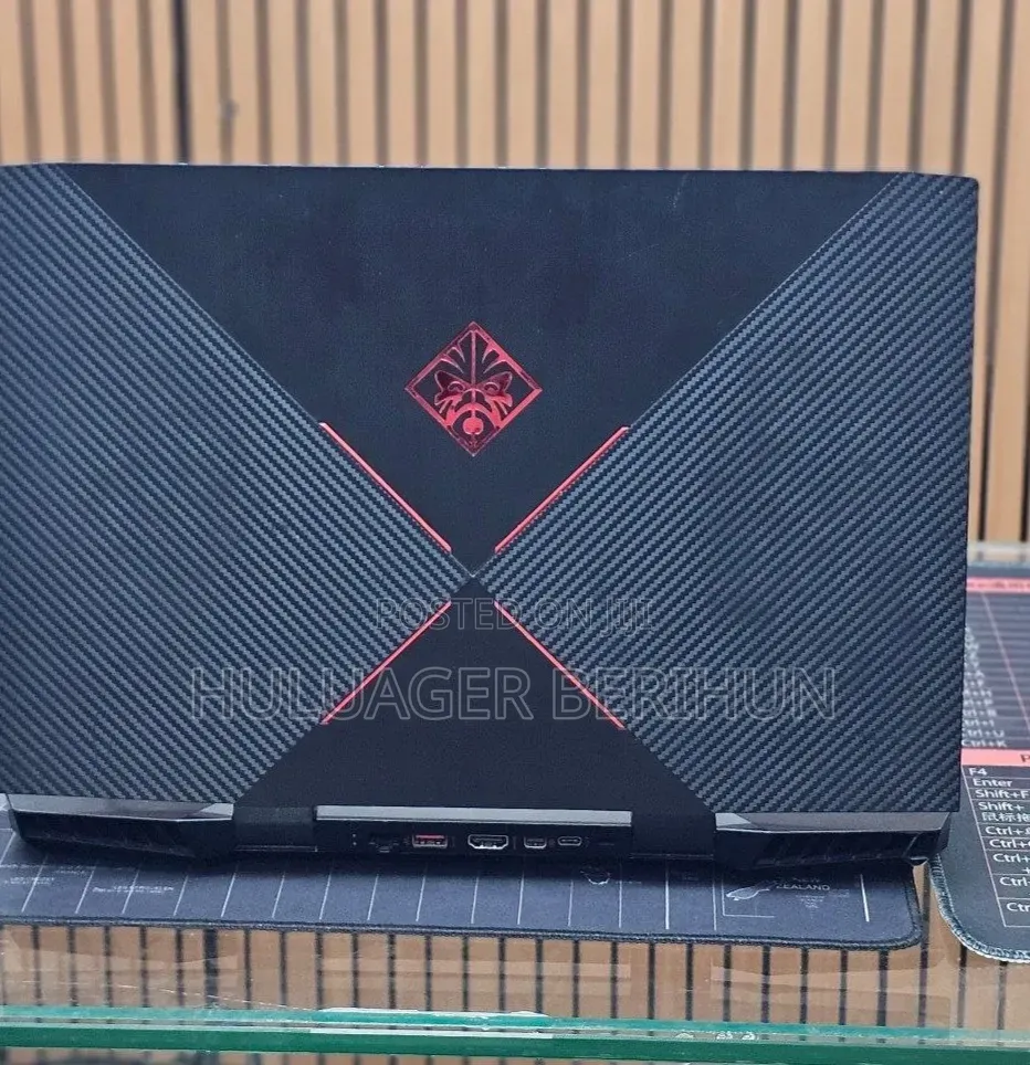 New Laptop HP Omen 15 16GB Intel Core i7 SSD 512GB