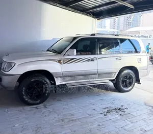Toyota Land Cruiser 2004