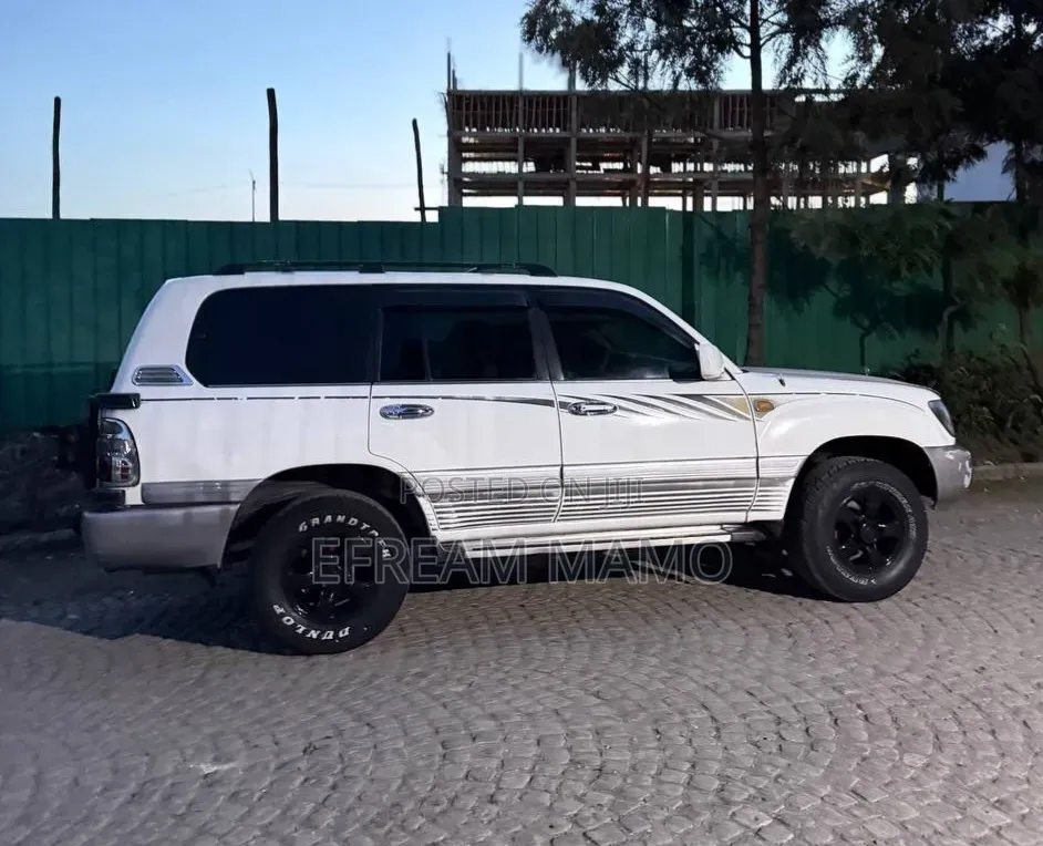 Toyota Land Cruiser 2004