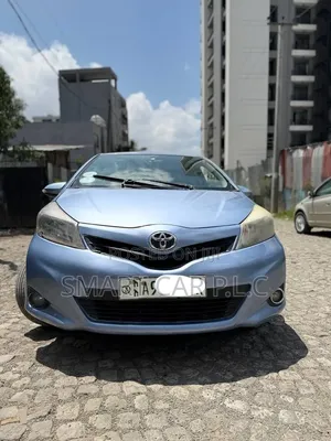 Toyota Yaris 2012 Blue