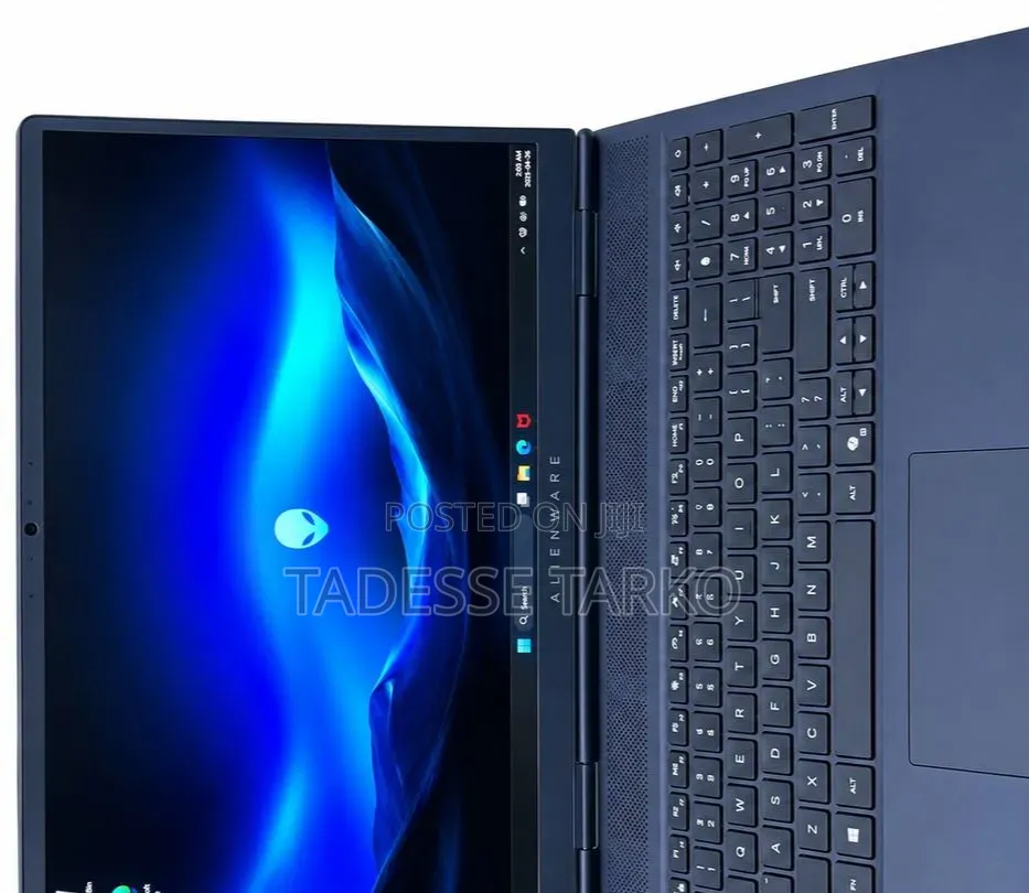 New Laptop Alienware X16 r1 16GB Intel Core 7 SSD 1T
