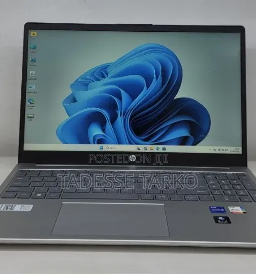 New Laptop HP Stream Notebook 16GB Intel Core i7 SSD 1T
