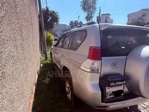 Toyota Land Cruiser 2012 Silver