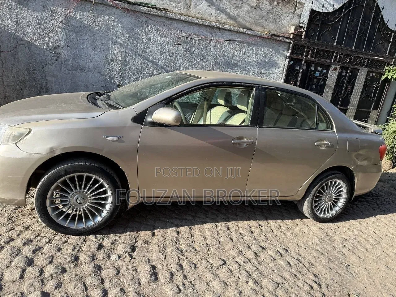 Toyota Axio 2007 Gold