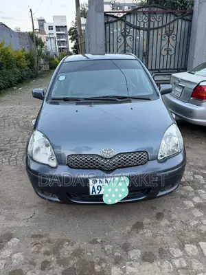 Toyota Vitz 2005 Black