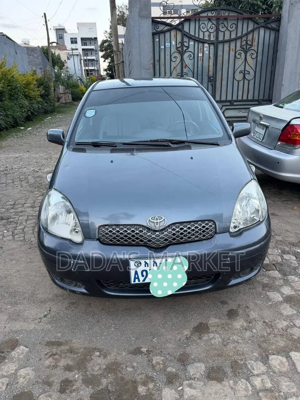 Toyota Vitz 2005 Black