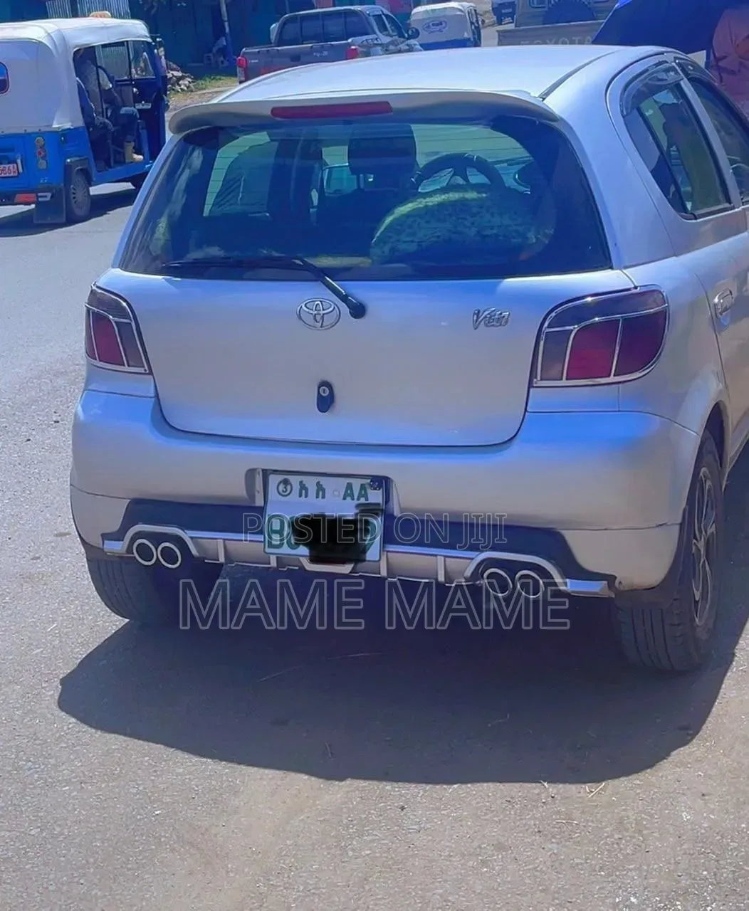 Toyota Vitz 2001 Silver