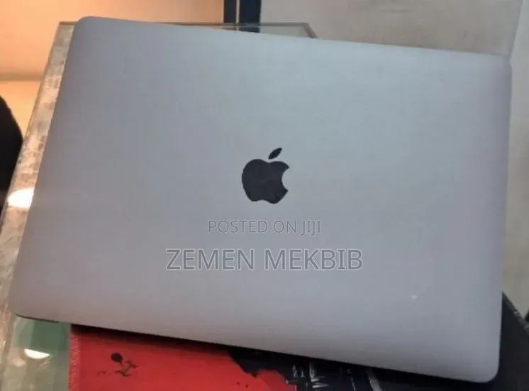 New Laptop Apple MacBook Air 2020 8GB Apple M1 SSD 256GB
