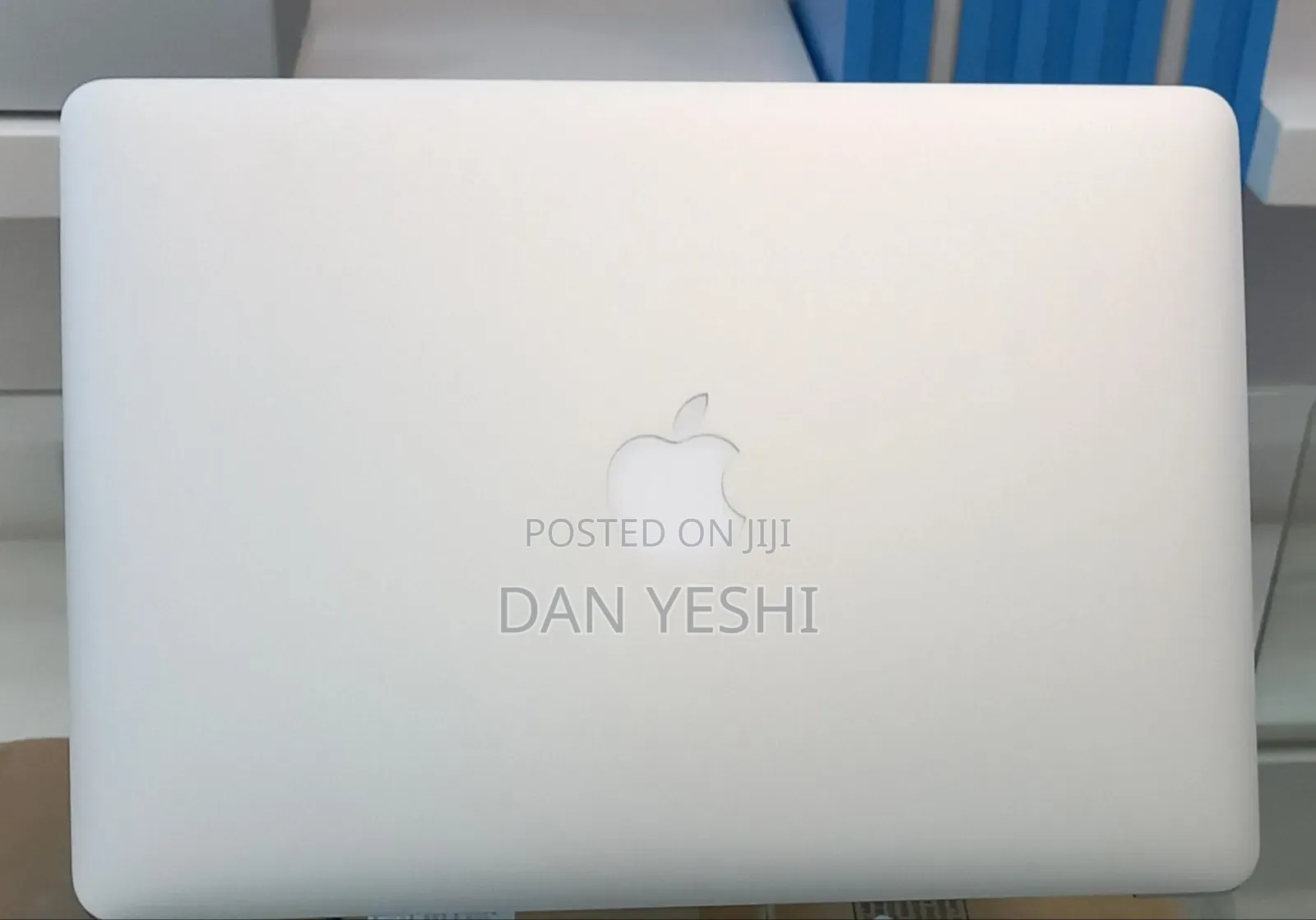 New Laptop Apple MacBook 2012 4GB Intel Core i5 SSD 128GB
