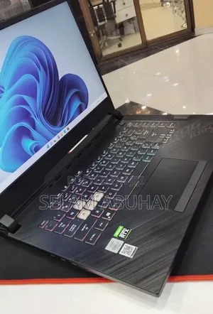 New Laptop Asus ROG Strix G15 16GB Intel Core i7 SSD 512GB