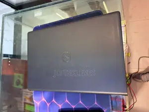 New Laptop Dell Inspiron 15 16GB Intel Core i5 SSD 512GB