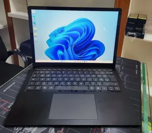 New Laptop Microsoft Surface Laptop 4 16GB Intel Core i7 SSD 512GB