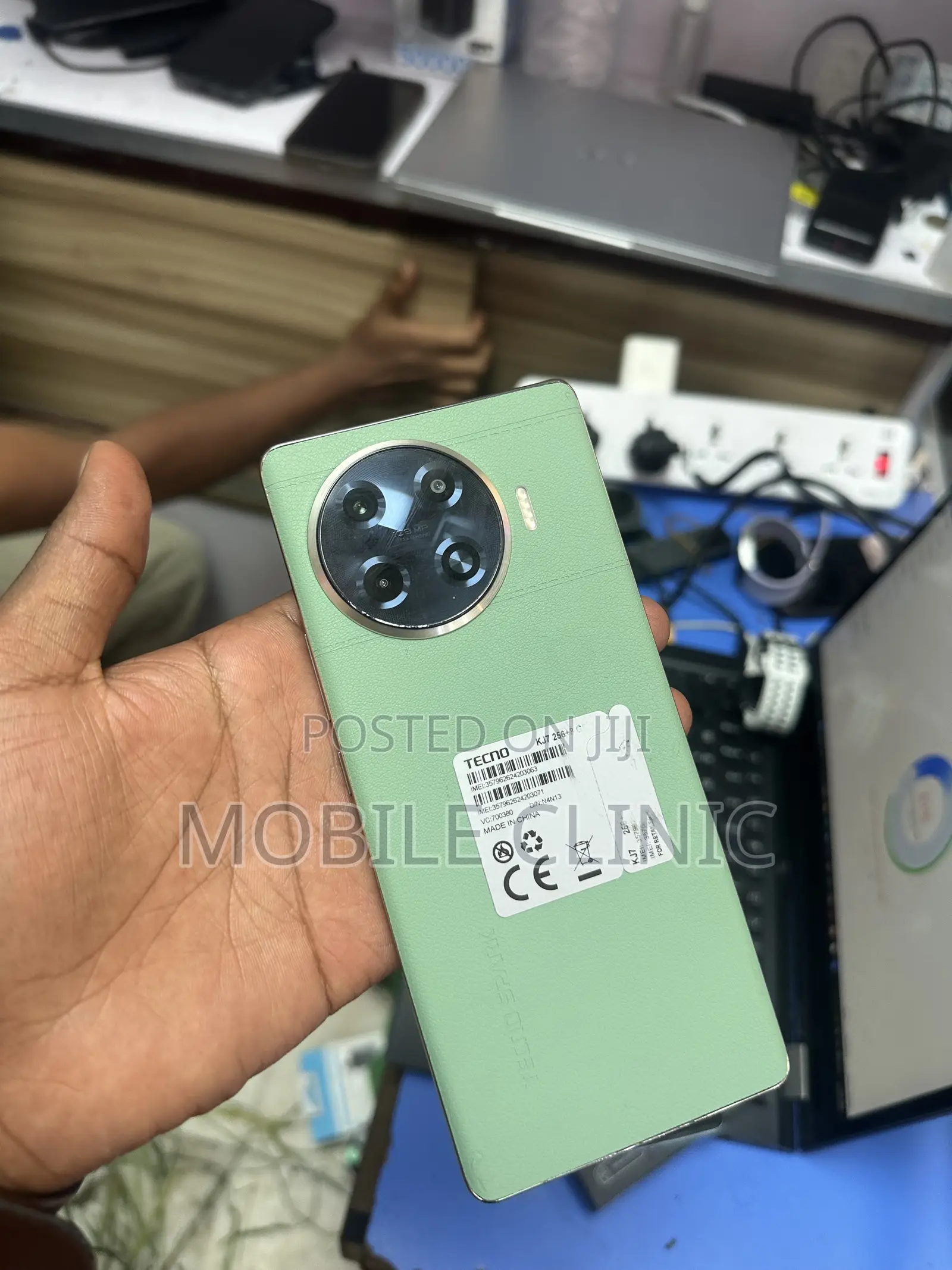 Tecno Spark 16 GB Gold